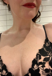 Lila  