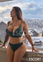 Zoe hot